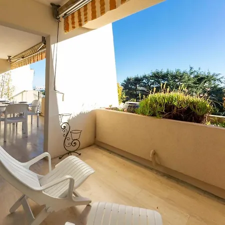 3 Bedroom Of 90m2 With A Spacious Terrasse And A Parking Spot ! Апартаменты *